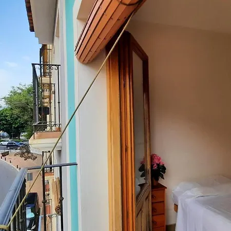 شقة Mu, Situada En La Muralla Del Casco Historico